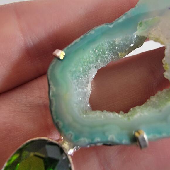 Handmade Silver Pendant with Green Druzy Agate, Pearl & Chrome Diopside - Picture 9 of 10